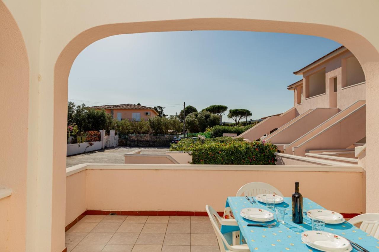 Residence Arcobaleno San Teodoro  Exterior photo